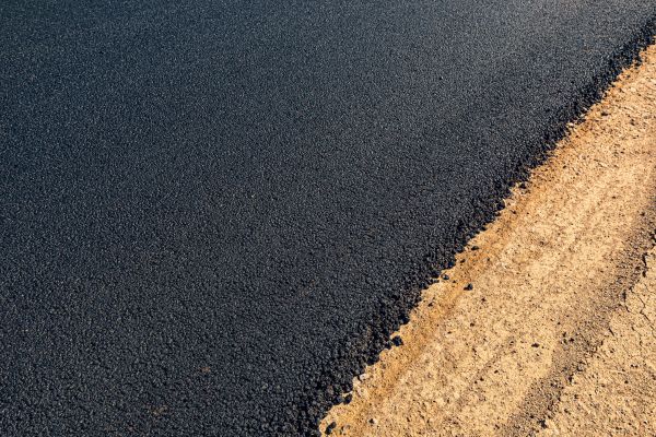Cost of Hot Tar Driveway Sealing in Mandeville