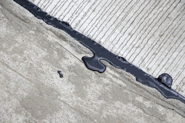 Cost of Pavement Crack Sealing in Mandeville