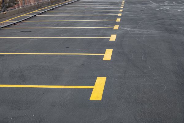 Commercial Parking Lot Sealing in Mandeville