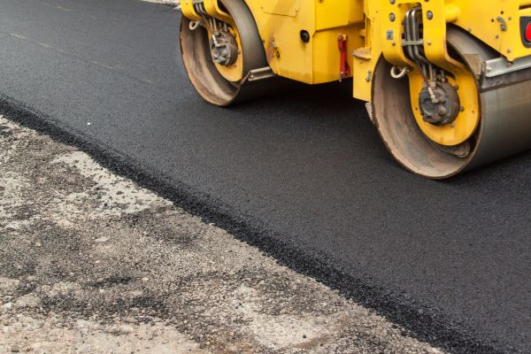 Asphalt Driveway Resurfacing in Mandeville