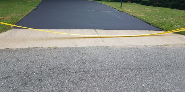 Driveway Sealcoating in Mandeville